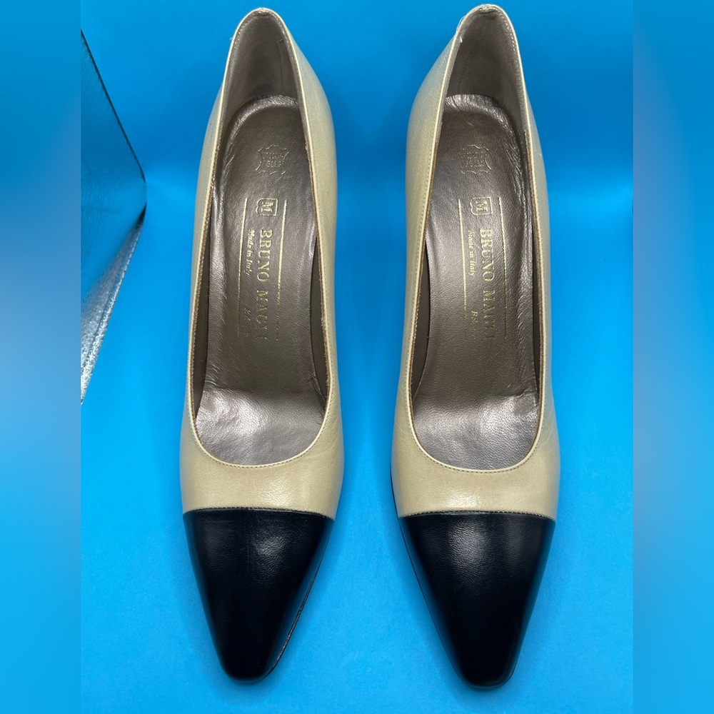 Bruno Magli Heels / Never Worn / 8.5 AA
